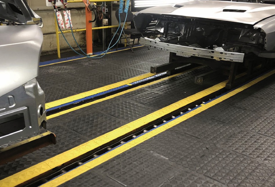 Mokrá údržba SafeFlex podláh a odmasťovanie