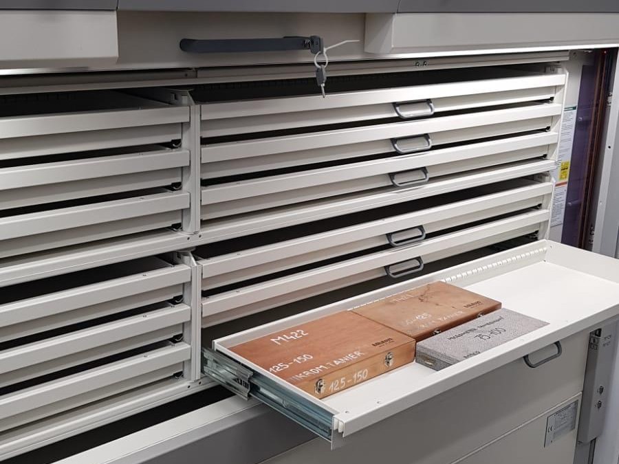 rotomat, paternoster, bezpečnosť